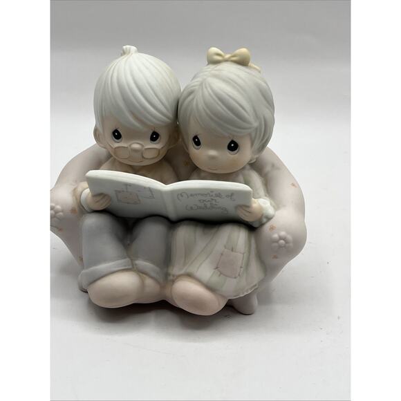 Precious Moments Figurine "Precious Memories" Of Our Wedding 1987 Vintage - Picture 7 of 8